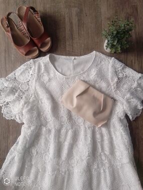 Women's White Lace Short-Sleeve Dress - Elegant Crochet Detail